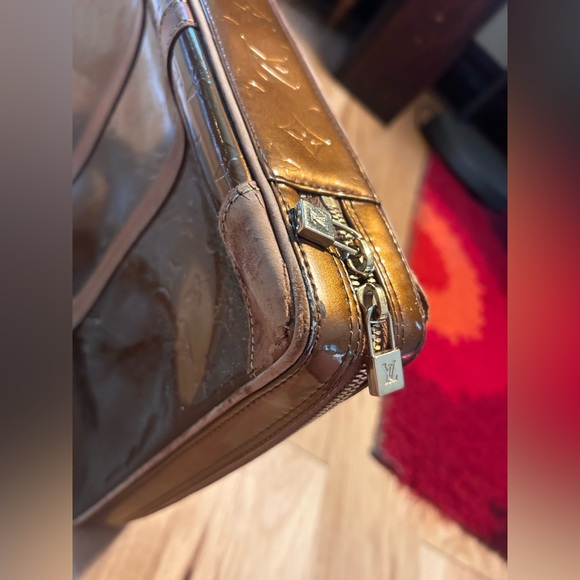 AS IS Louis Vuitton Monogram Vernis van Damme - Picture 10 of 16